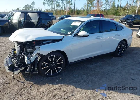 2025 Honda Accord Hybrid Touring from USA, damaged, VIN 1HGCY2F82SA007044